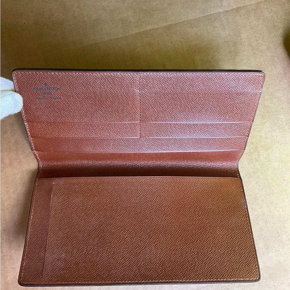 ✅LV EXCELLENT CHECKBOOK BIFOLD WALLET - Picture 8 of 11